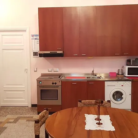Royal بيت ضيافة جنوة