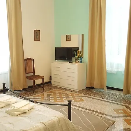 Royal بيت ضيافة